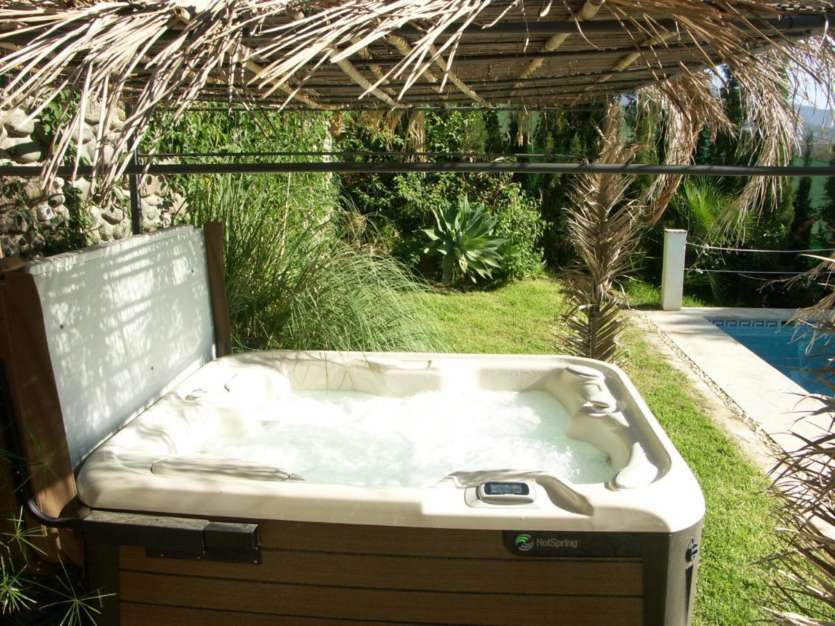 Casa Simba B&B (Adults Only) Estepona Exterior photo